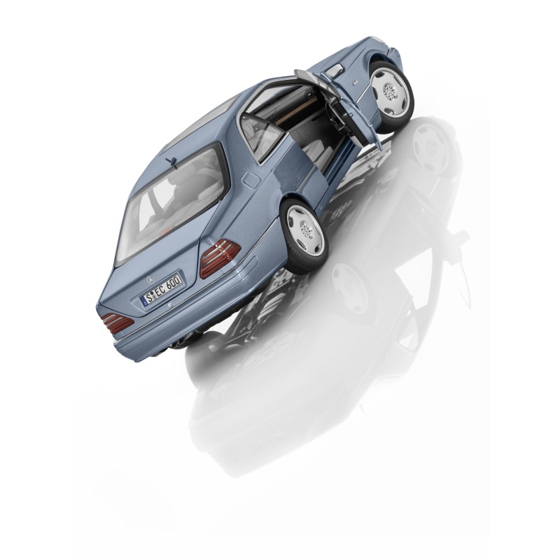 Mercedes-Benz CL 600 (1996 - 1998) C 140 Modellauto, Maßstab 1:18 Mercedes-Benz CL 600 (1996 - 1998) C 140 Modellauto, Maßstab 1:18