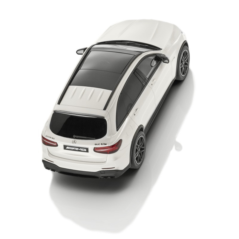 Mercedes-AMG GLC 63 SUV, Modellauto, Maßstab 1:18 Mercedes-AMG GLC 63 SUV, Modellauto, Maßstab 1:18