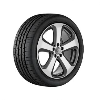 Mercedes-Benz Sommerkompletträder Satz, 19 Zoll, E-Klasse S213, 5-Speichen Design Mercedes-Benz Sommerkompletträder Satz, 19 Zoll, E-Klasse S213, 5-Speichen Design