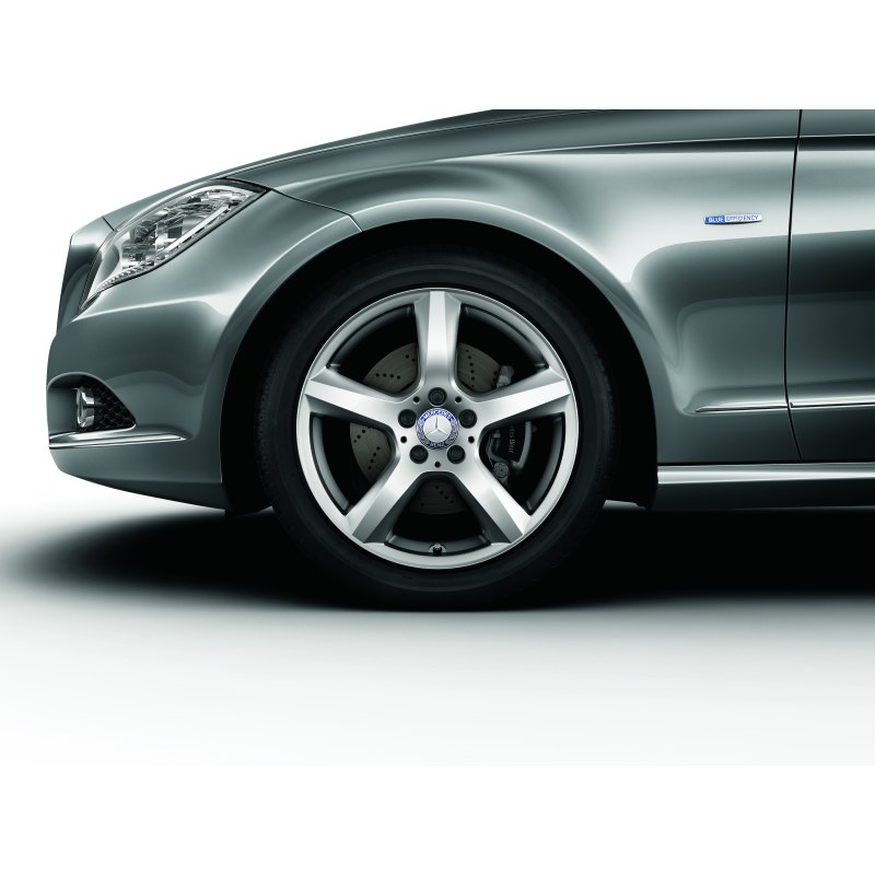 Mercedes-Benz Winterkompletträder Satz, 18 Zoll, CLS C218/X218, 5-Speichen-Design Mercedes-Benz Winterkompletträder Satz, 18 Zoll, CLS C218/X218, 5-Speichen-Design