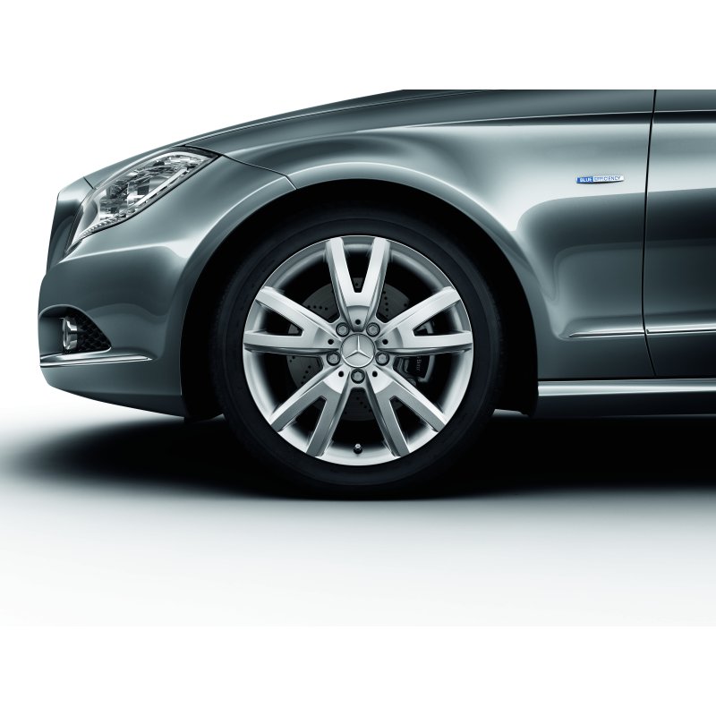 Mercedes-Benz Winterkompletträder Satz, 18 Zoll, CLS C218/X218, 5-Doppelspeichen-Design Mercedes-Benz Winterkompletträder Satz, 18 Zoll, CLS C218/X218, 5-Doppelspeichen-Design