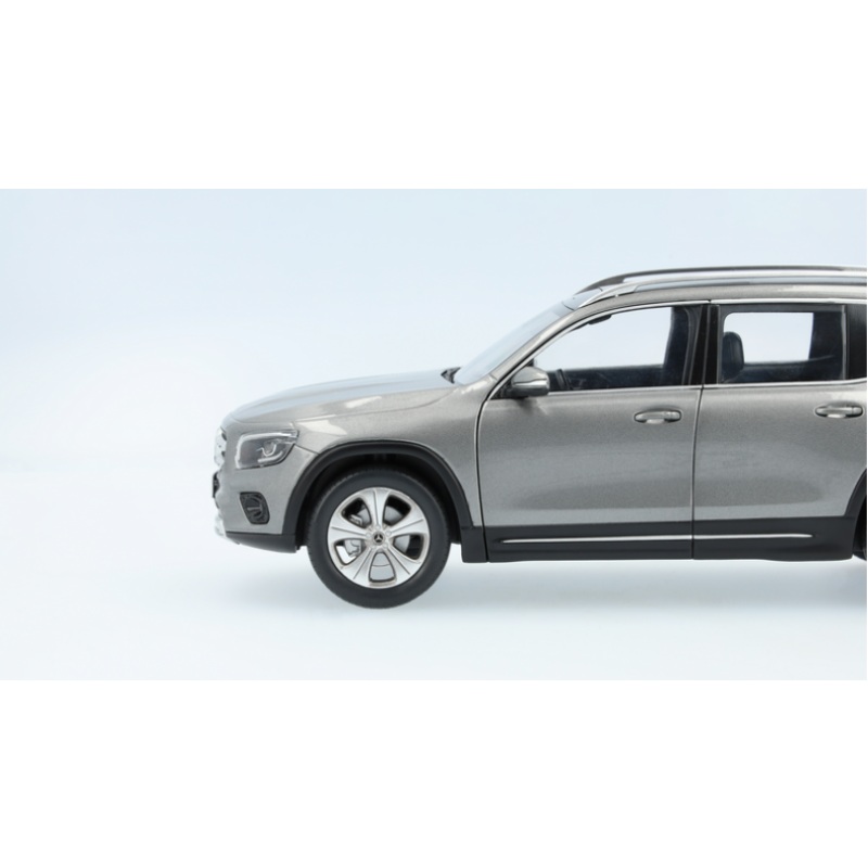 Mercedes-Benz, GLB Modellauto, Maßstab 1:18 Mercedes-Benz, GLB Modellauto, Maßstab 1:18
