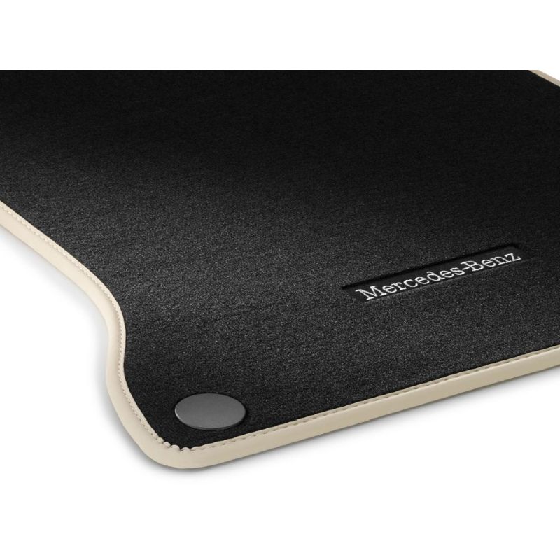Mercedes-Benz Veloursmatten CLASSIC, Satz, 4-teilig, diverse Modelle Mercedes-Benz Veloursmatten CLASSIC, Satz, 4-teilig, diverse Modelle